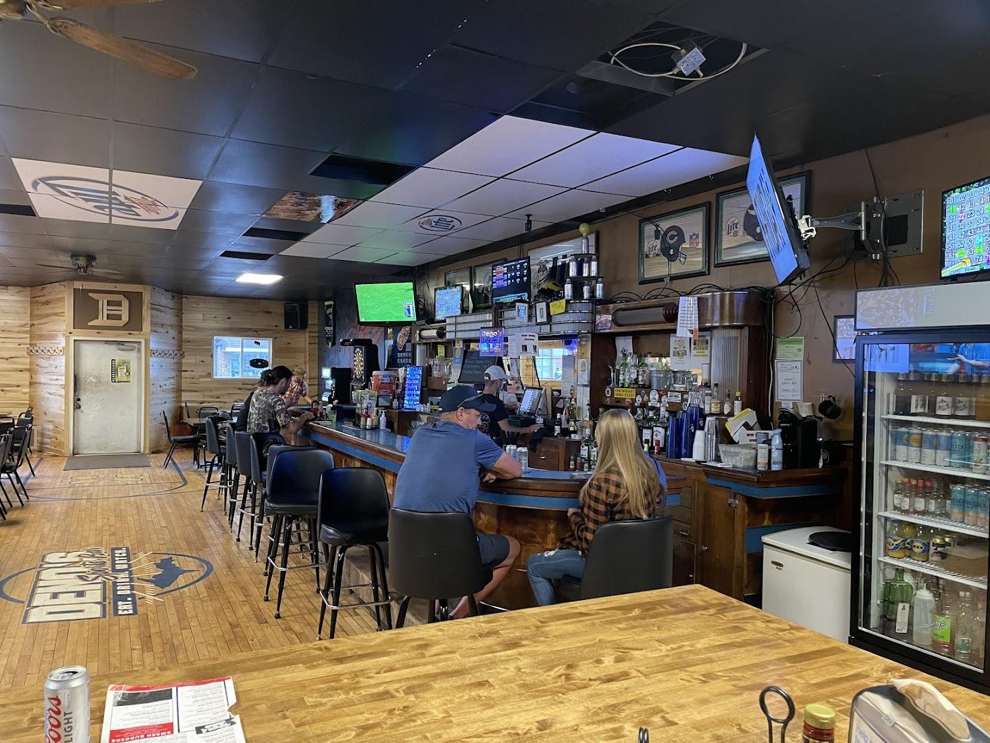 Den-O's Sports Bar